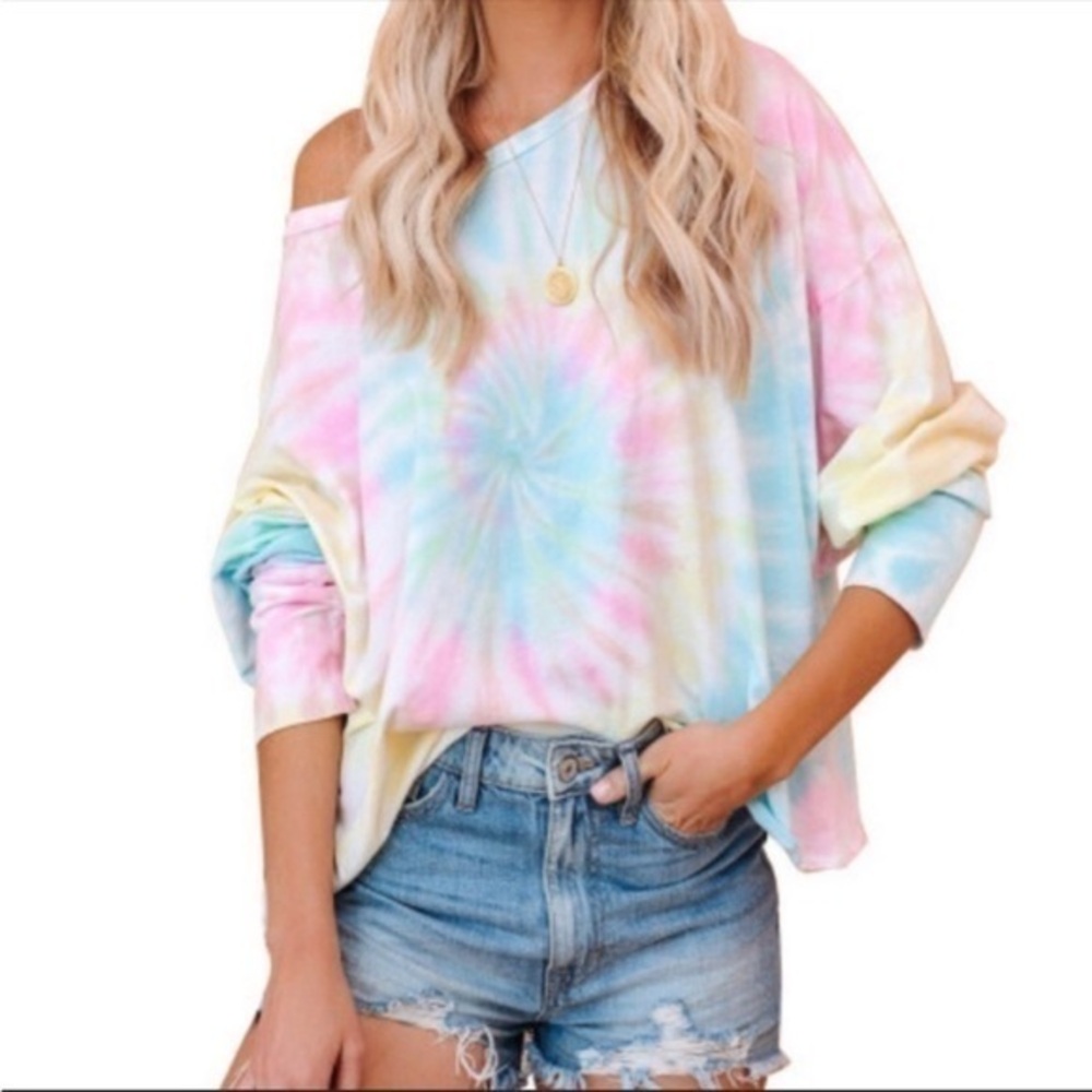 Long sleeve pull over top